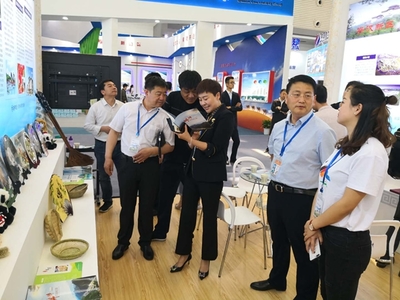 我縣參加第三屆絲綢之路國際博覽會成果豐碩，經貿合作與產業咨詢實現新突破